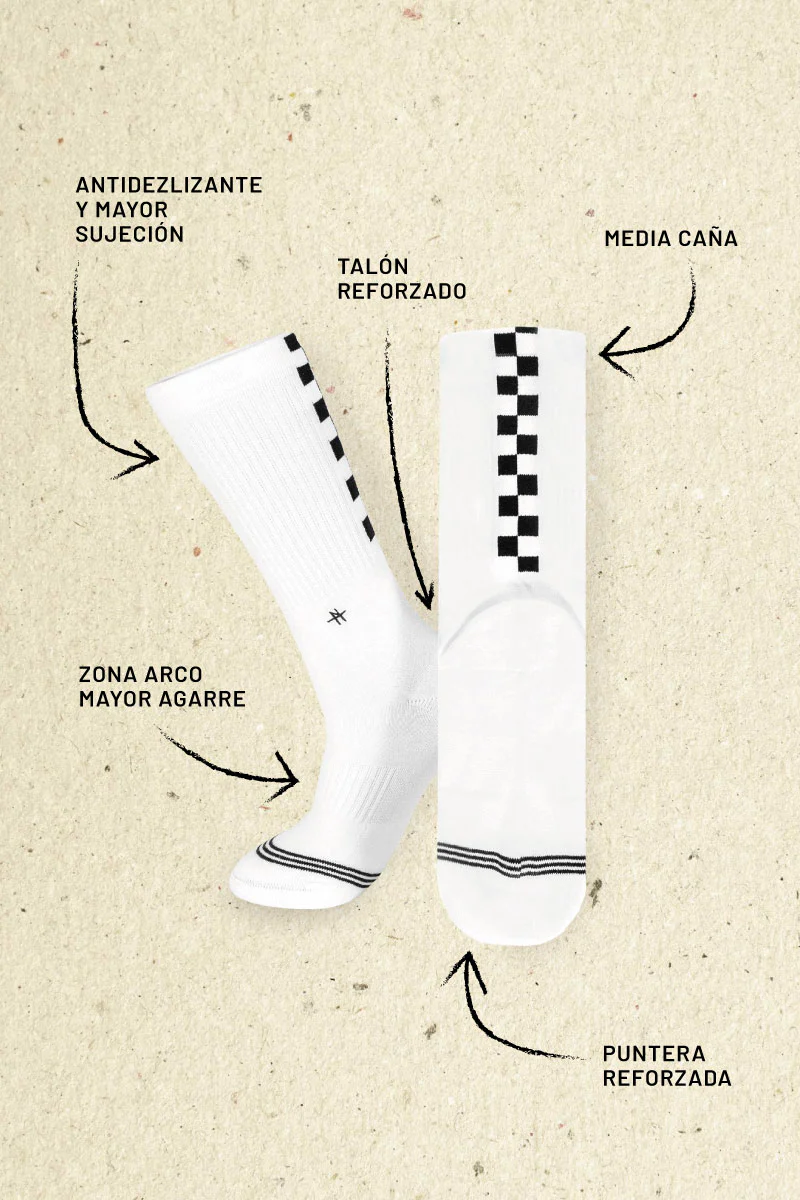 Socks Damero Blanco Negro - Image 5