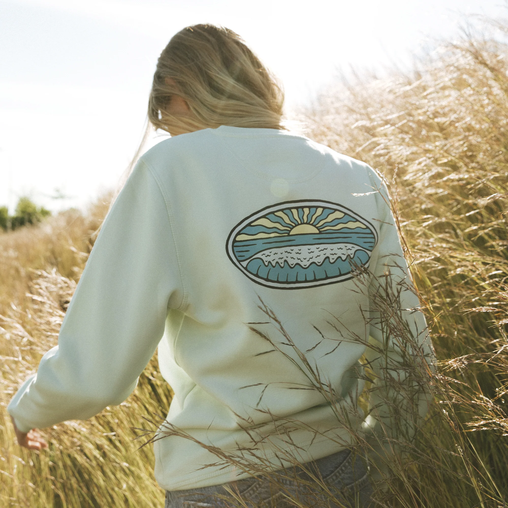 Sunny Shore Sweatshirt - Image 3