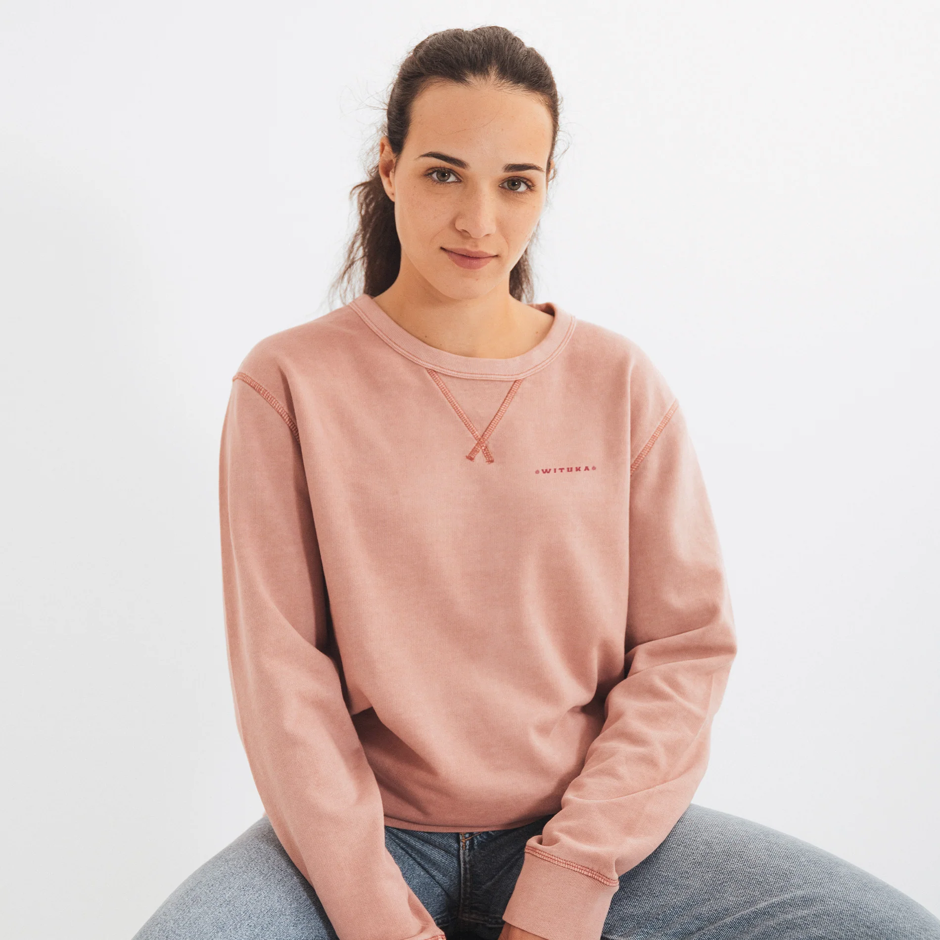 Wituka Basic Sweatshirt - Image 6